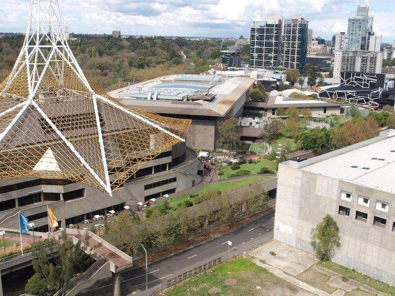 REF 24542/28 Southgate Avenue, Southbank VIC 3006