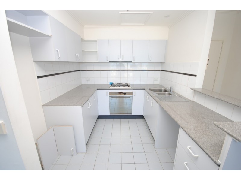 REF 24542/28 Southgate Avenue, Southbank VIC 3006