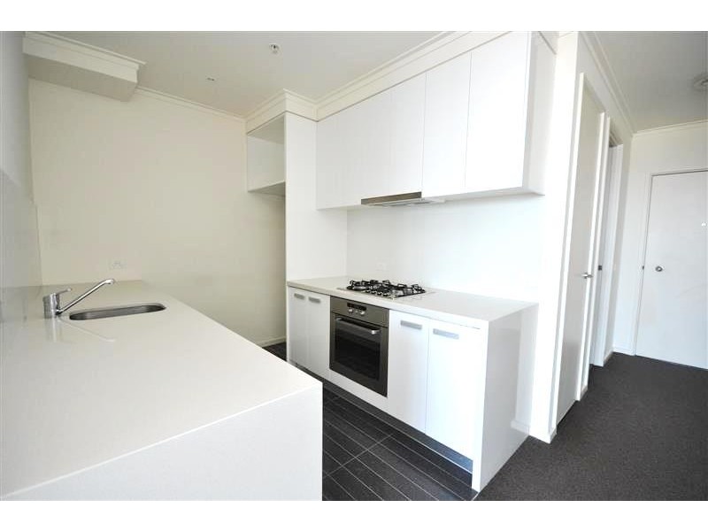 REF 24544/63 Whiteman Street, Southbank VIC 3006