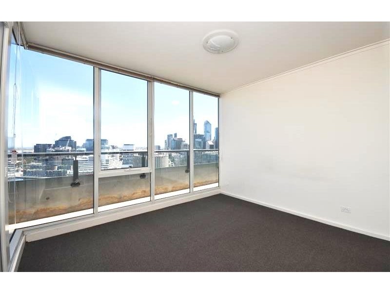 REF 24544/63 Whiteman Street, Southbank VIC 3006