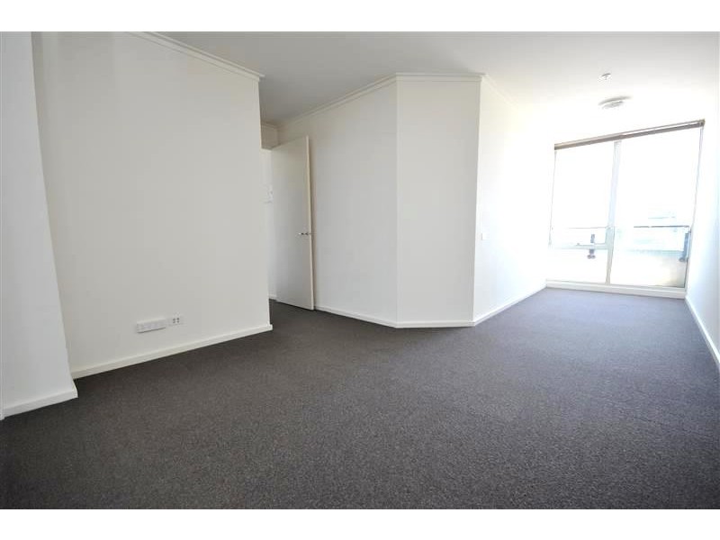 REF 24544/63 Whiteman Street, Southbank VIC 3006