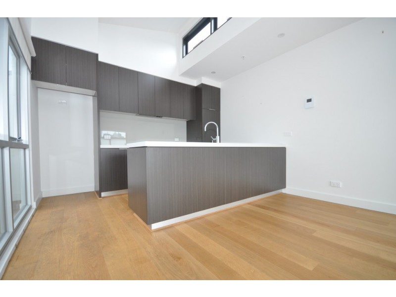 2/28 Ireland Street, West Melbourne VIC 3003