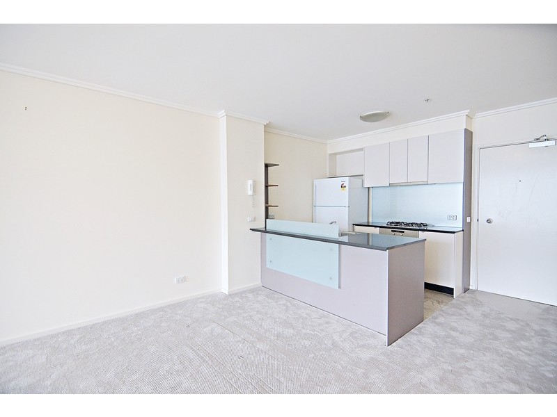 REF 24562/88 Kavanagh Street, Southbank VIC 3006