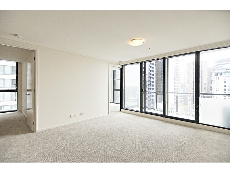 REF 24562/88 Kavanagh Street, Southbank VIC 3006