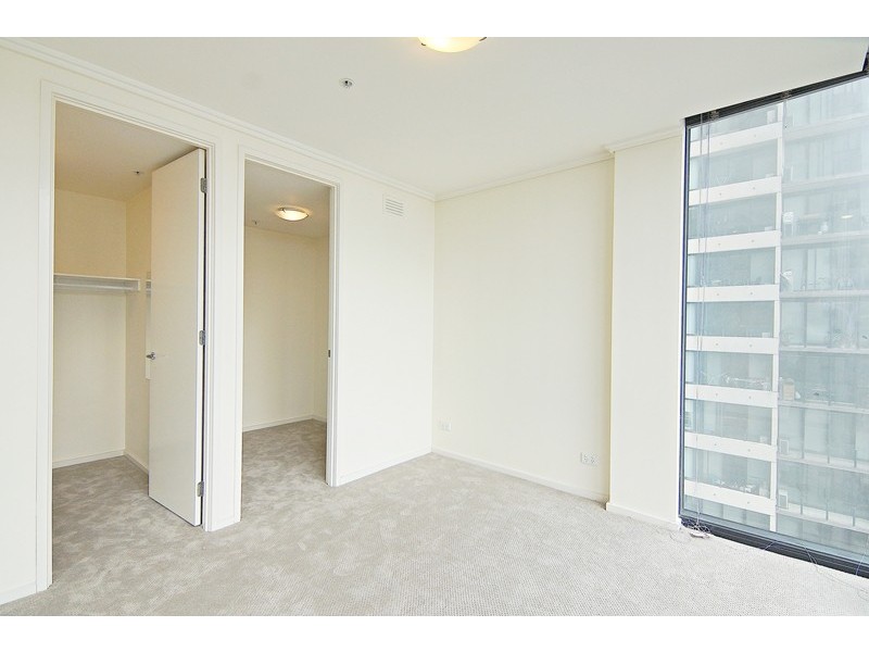 REF 24562/88 Kavanagh Street, Southbank VIC 3006