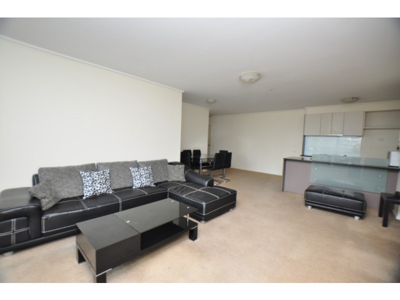 REF 24564/100 Kavanagh Street, Southbank VIC 3006