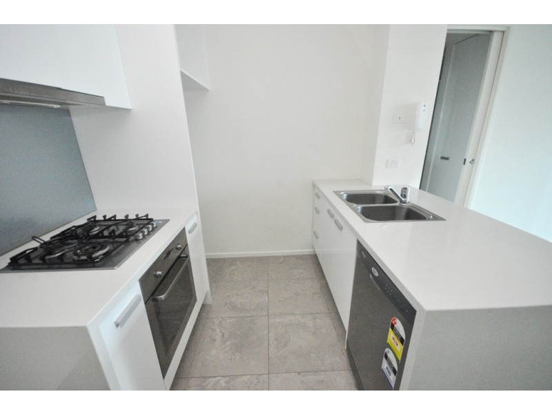 REF 24565/180 City Road, Southbank VIC 3006