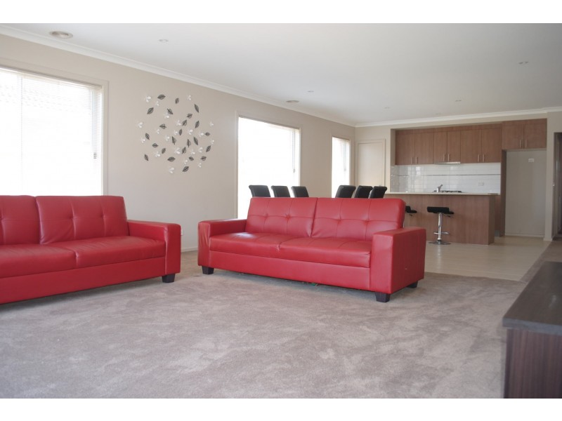 250 Boardwalk Boulevard, Point Cook VIC 3030