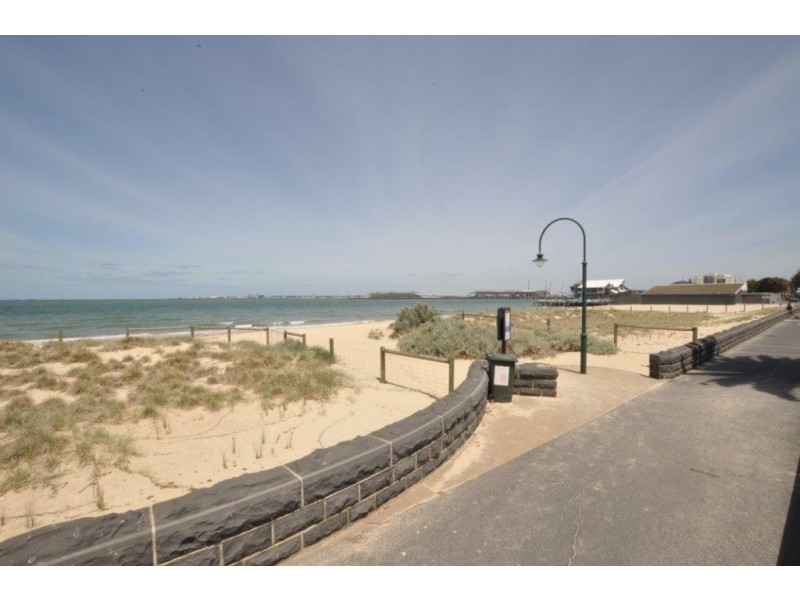 302/52 Dow Street, Port Melbourne VIC 3207
