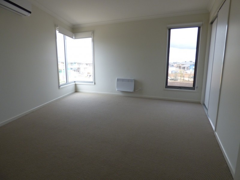 29 Grantham Walk, Williams Landing VIC 3027