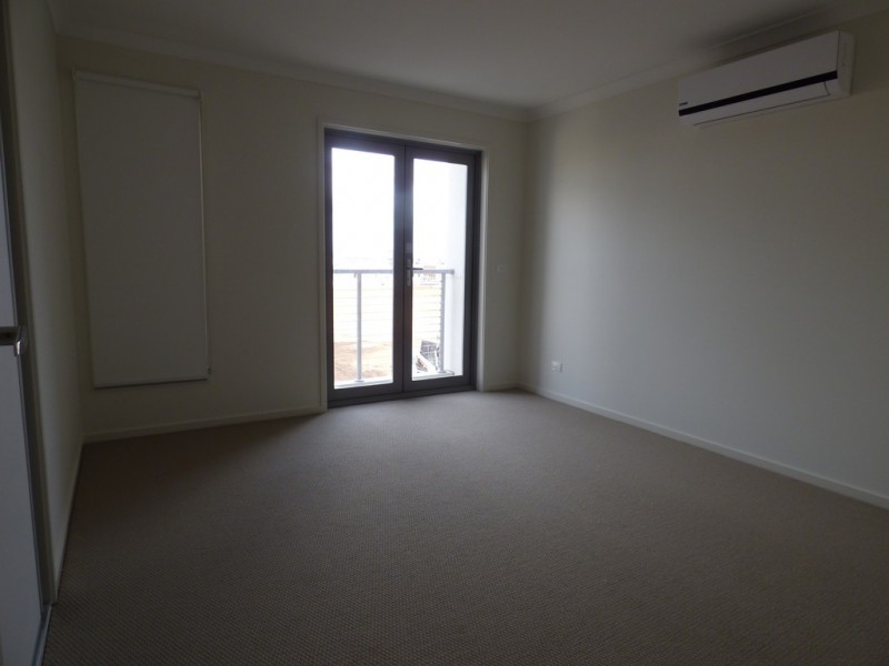 29 Grantham Walk, Williams Landing VIC 3027