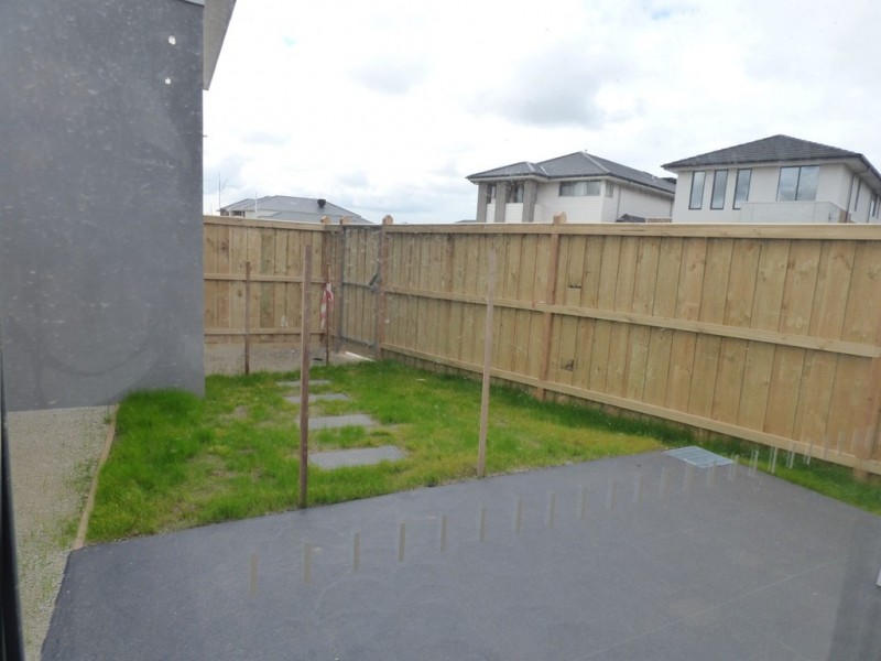 29 Grantham Walk, Williams Landing VIC 3027