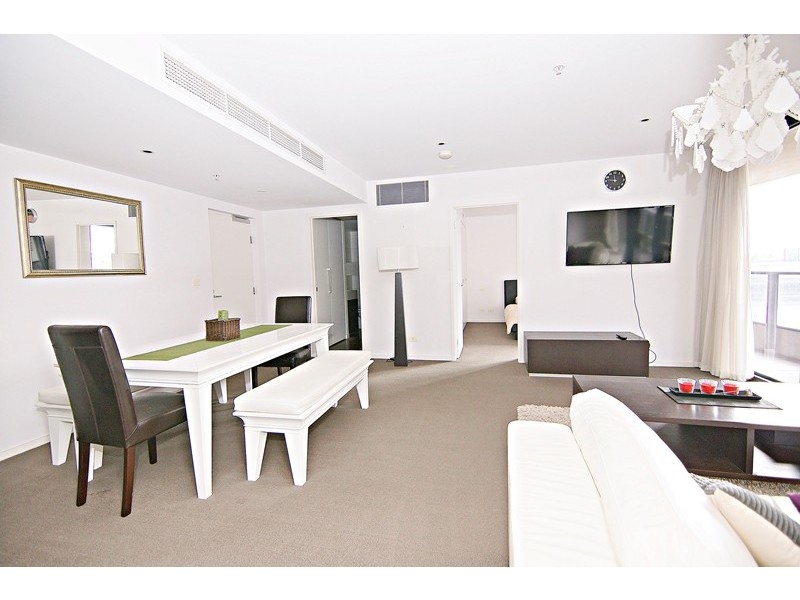 52P/111 Merchant Street, Docklands VIC 3008