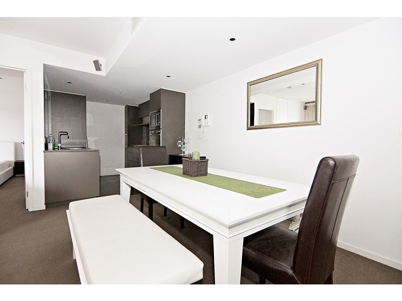 52P/111 Merchant Street, Docklands VIC 3008