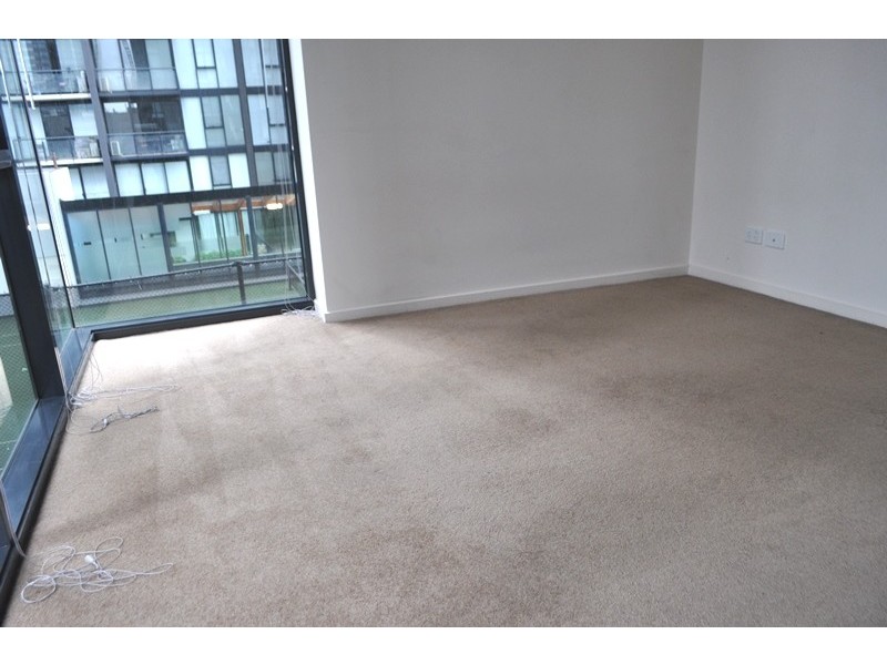 REF 24597/100 Kavanagh Street, Southbank VIC 3006