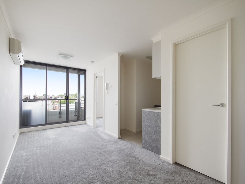 REF 24605/118 Dudley Street, West Melbourne VIC 3003