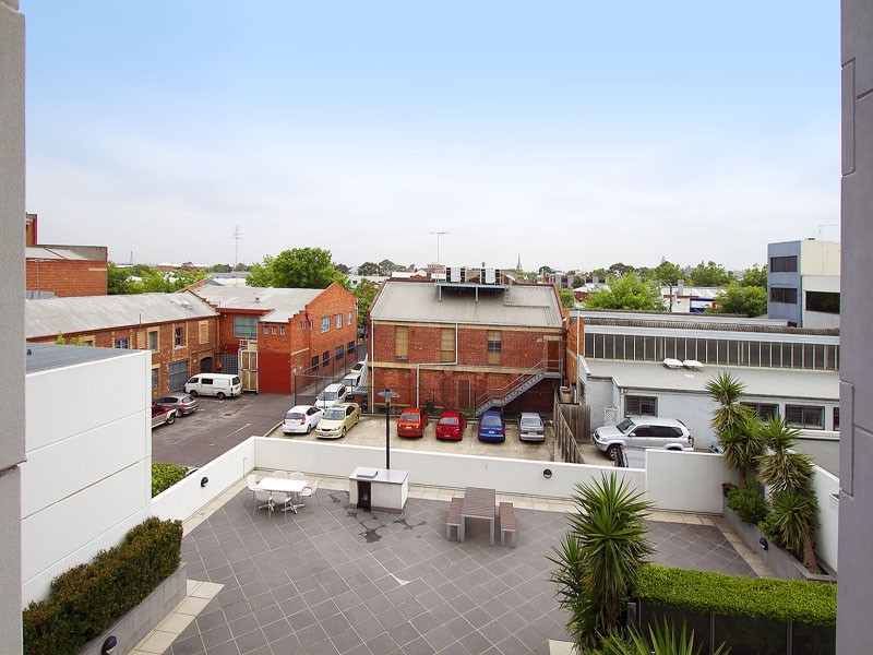 REF 24605/118 Dudley Street, West Melbourne VIC 3003