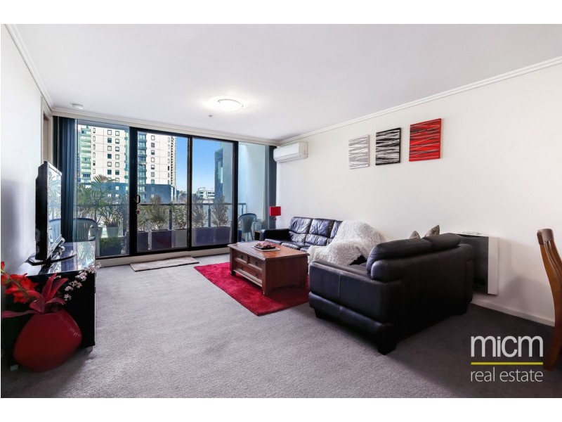 REF 24606/88 Kavanagh Street, Southbank VIC 3006