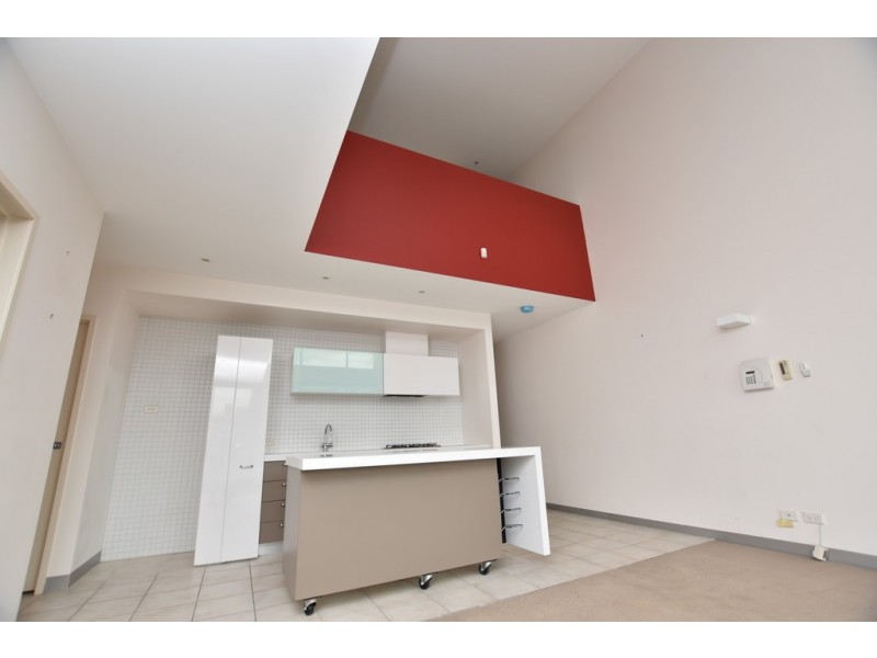 REF 24609/640 Swanston Street, Carlton VIC 3053