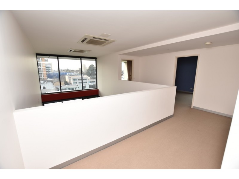 REF 24609/640 Swanston Street, Carlton VIC 3053