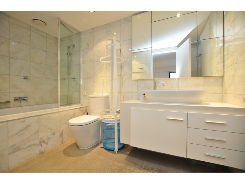 1803/572 St Kilda Road, Melbourne VIC 3000