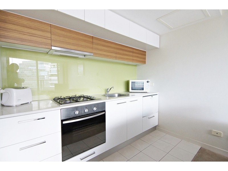 1214/100 Harbour Esplanade, Docklands VIC 3008