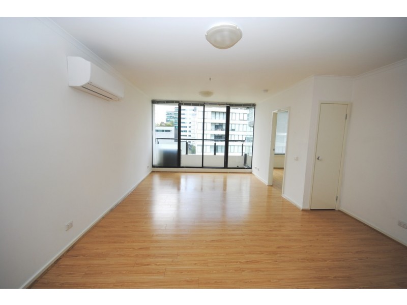 REF 24620/148 Wells Street, South Melbourne VIC 3205