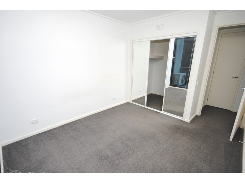 REF 24621/183 City Road, Southbank VIC 3006