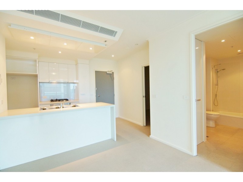 REF 24641/180 City Road, Southbank VIC 3006