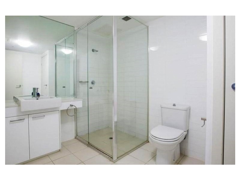 912/100 Harbour Esplanade, Docklands VIC 3008