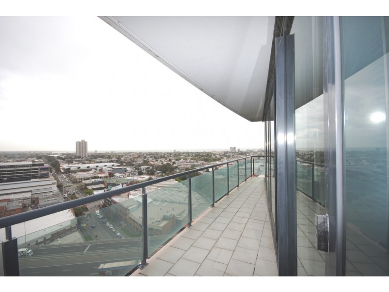 REF 24654/99 Whiteman Street, Southbank VIC 3006