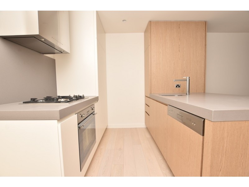 G04B/380 Queensberry Street, Melbourne VIC 3000