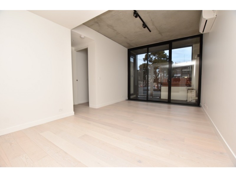 G04B/380 Queensberry Street, Melbourne VIC 3000