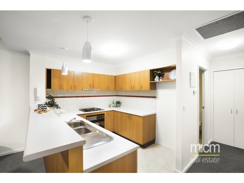 602/102 Wells Street, South Melbourne VIC 3205