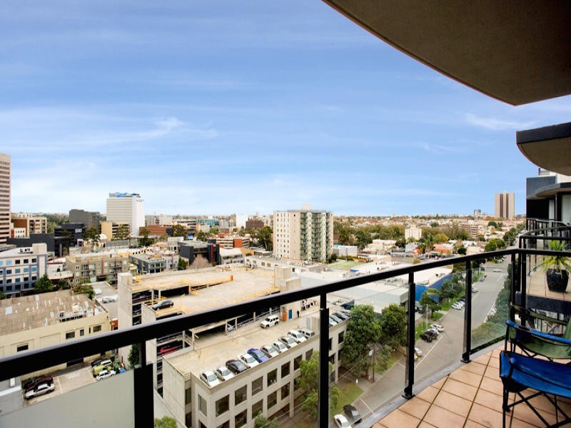 REF 24672/28 Bank Street, South Melbourne VIC 3205