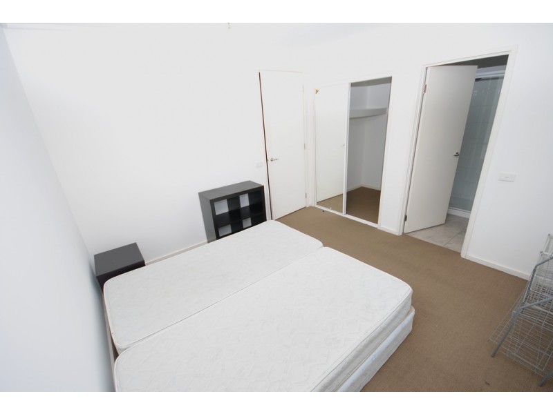 REF 24686/183 City Road, Southbank VIC 3006