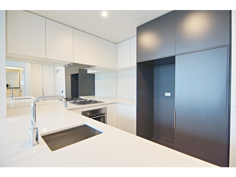 1302/101 St Kilda Road, St Kilda VIC 3182