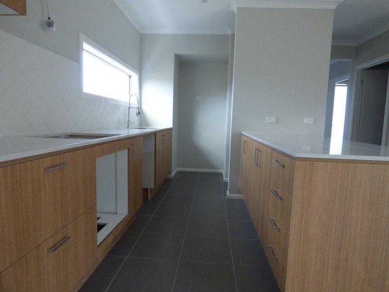 23 Stoneleigh Circuit, Williams Landing VIC 3027