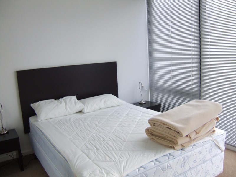 REF 24690/183 City Road, Southbank VIC 3006