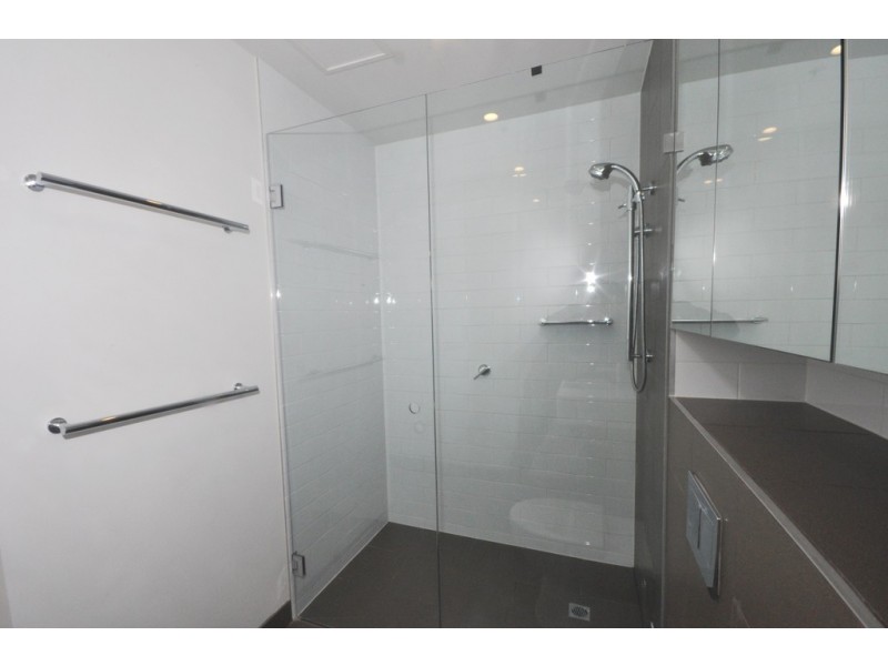 2a/28 Ireland Street, Melbourne VIC 3000