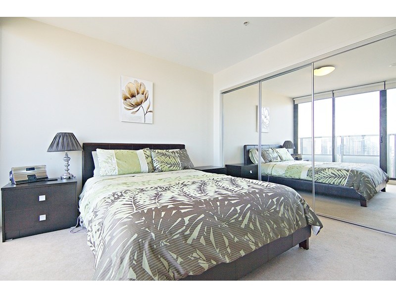 1709/100 Harbour Esplanade, Docklands VIC 3008