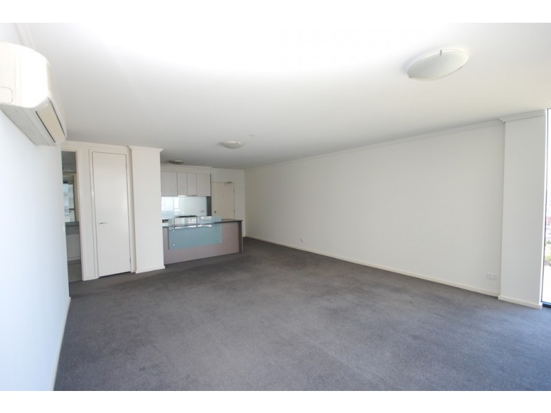 REF 24697/88 Kavanagh Street, Southbank VIC 3006