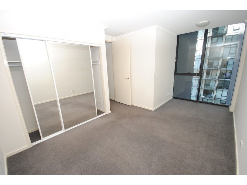 REF 24697/88 Kavanagh Street, Southbank VIC 3006