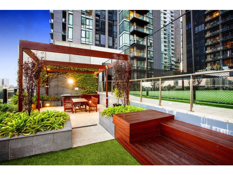 REF 24697/88 Kavanagh Street, Southbank VIC 3006