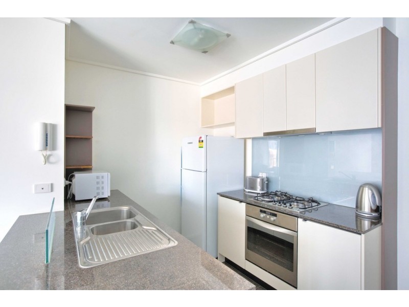 REF 24700/183 City Road, Southbank VIC 3006