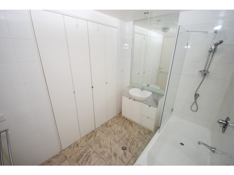 REF 34604/100 Kavanagh Street, Southbank VIC 3006