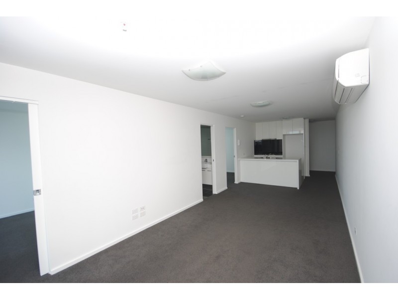 REF 24705/241 City Road, Southbank VIC 3006