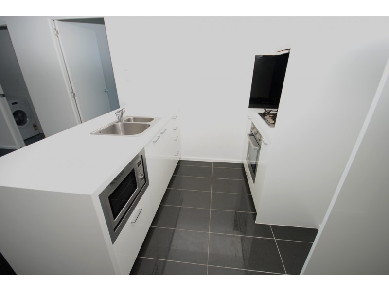 REF 24705/241 City Road, Southbank VIC 3006