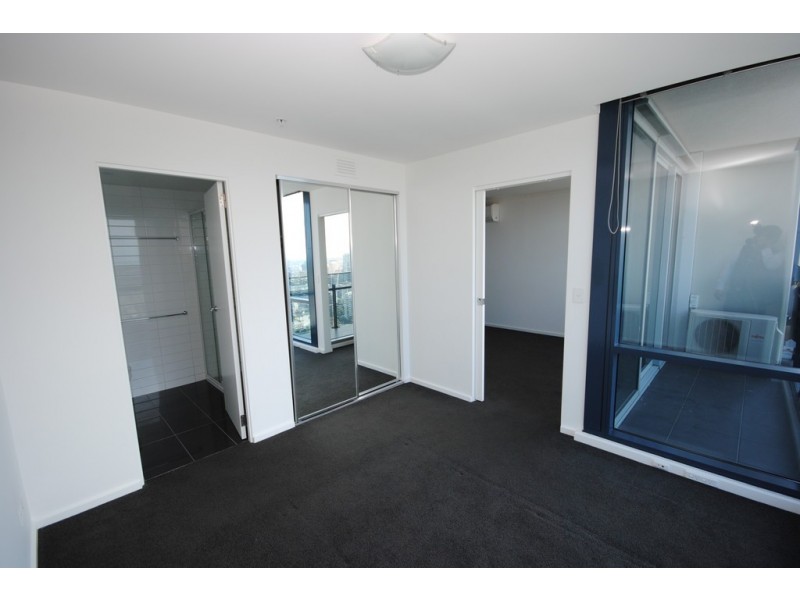REF 24705/241 City Road, Southbank VIC 3006