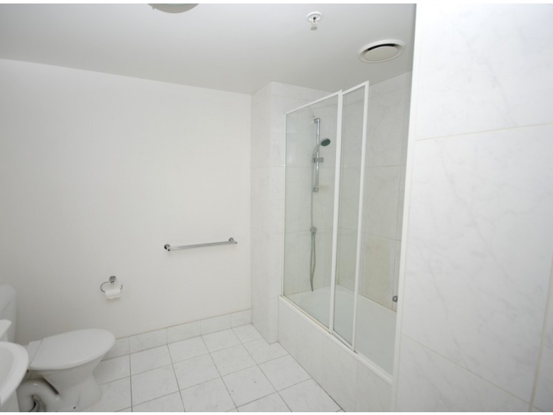 REF 24710/163 City Road, Southbank VIC 3006